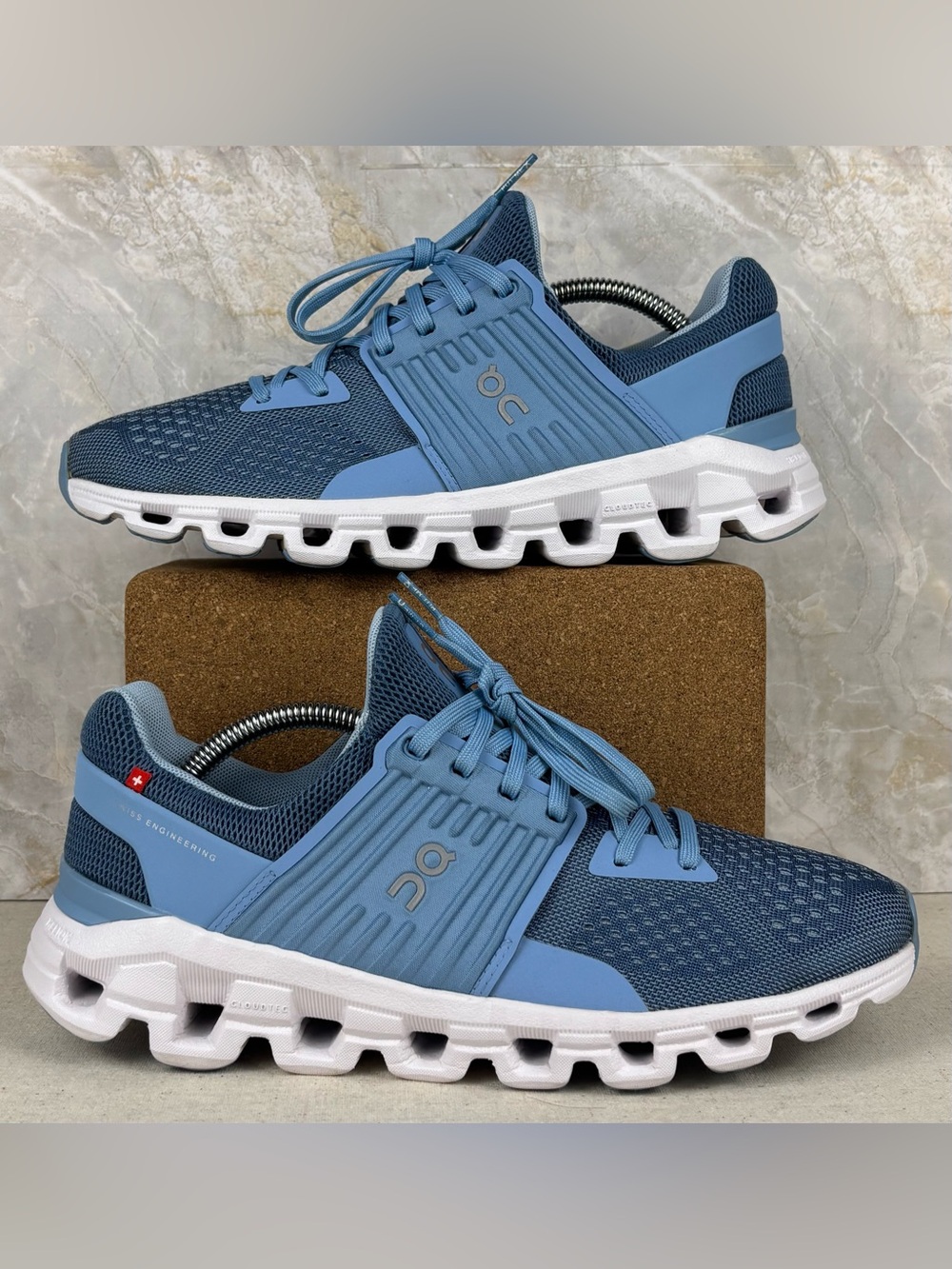 On Cloud Blue CloudTec Running Walking Shoes Women’s 8.5 Swiss Engineering